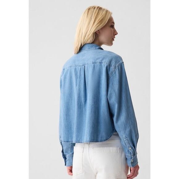 Gap Cropped Denim Shirt - Picture 2 of 7